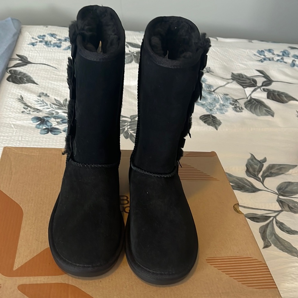 New in the box Girls Koolaburrga by Ugg boots